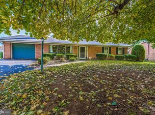10535 Peachtree Ln, Williamsport, MD