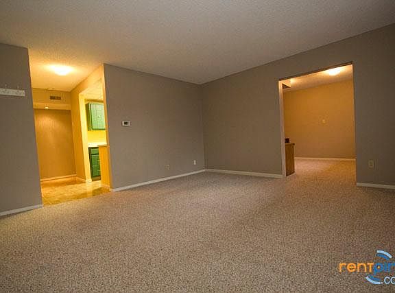 2nd image of 2120 Washington St #2X1