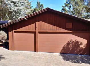 7 Stratford Pl, Monterey, CA 93940