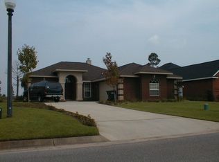 3132 Strathauer Rd, Milton, FL 32583