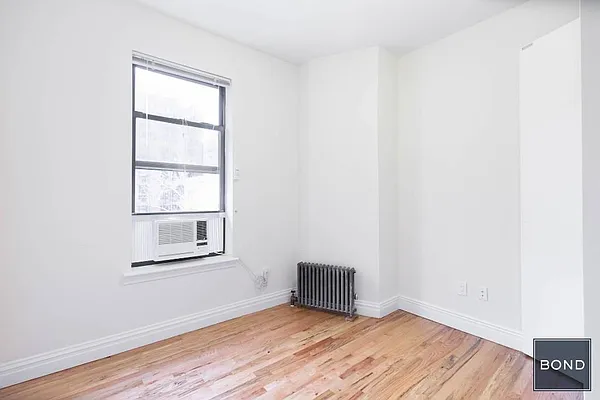 Rented by Bond New York | media 8