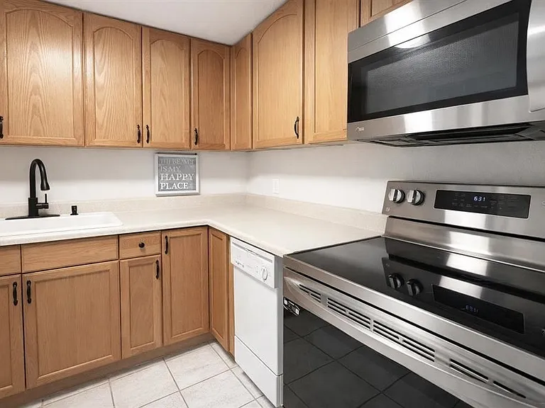 880 Mandalay Ave #S214 — Photo 8