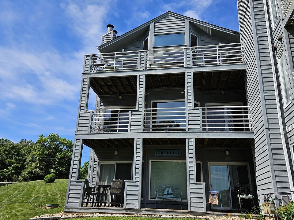 1st image of 94 Waterside Cir APT A2