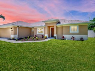 104 Alhambra Ave, Sebastian, FL 32958