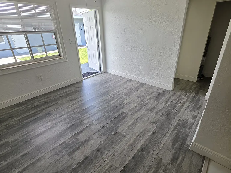 5511 SW 20th St #2 — Photo 12