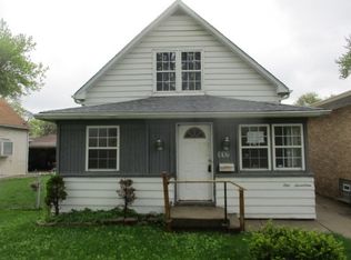 117 Hyde Park Ave, Bellwood, IL