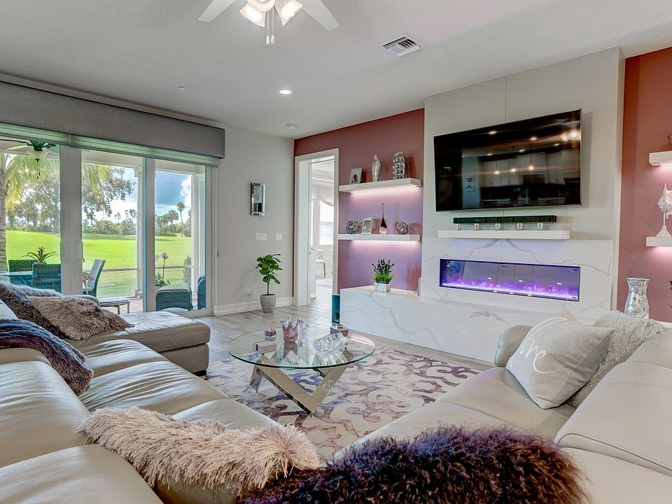 Home For Sale In Jupiter Country Club