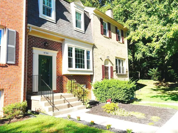 4744 Gainsborough Dr, Fairfax, VA 22032