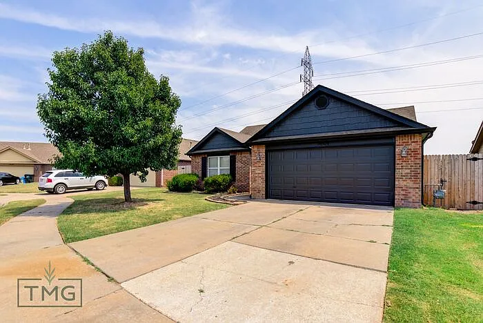 3 bed, 2.0 bath, 1464 sqft, $1,850 — Photo 3