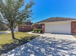 133 Rustic Colony Ln, Dickinson, TX 77539
