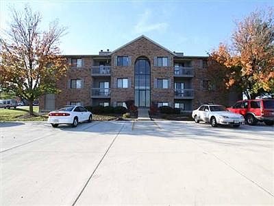 1st image of 9517 Woodland Hills Dr