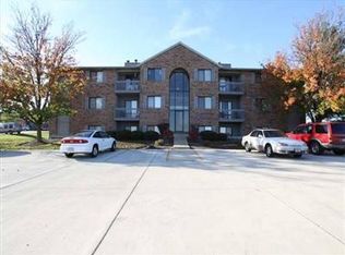 9517 Woodland Hills Dr, Hamilton, OH 45011