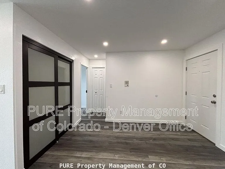 1150 Golden Cir #409 — Photo 4