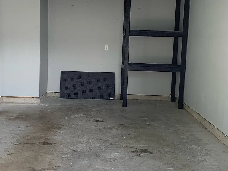 32041 Woods Ct — Photo 23