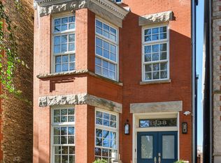 1938 N Hudson Ave, Chicago, IL 60614