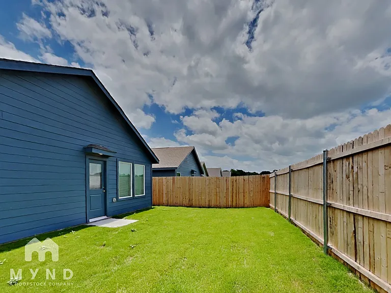 213 Poplar Pl — Photo 20