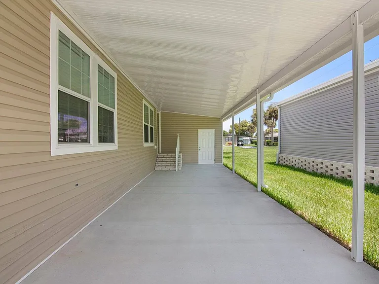 1284 Plymouth Pl — Photo 9
