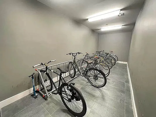 Rented by Tapiro Realty | media 16