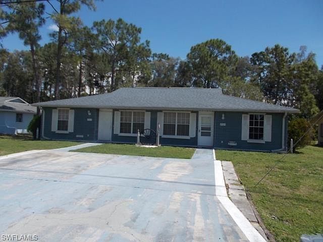 2nd image of 19053 Tangerine Rd