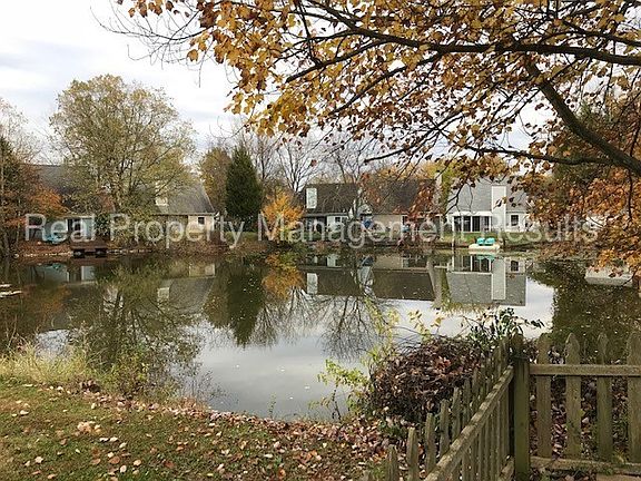 2nd image of 5911 Allens Lake Ct