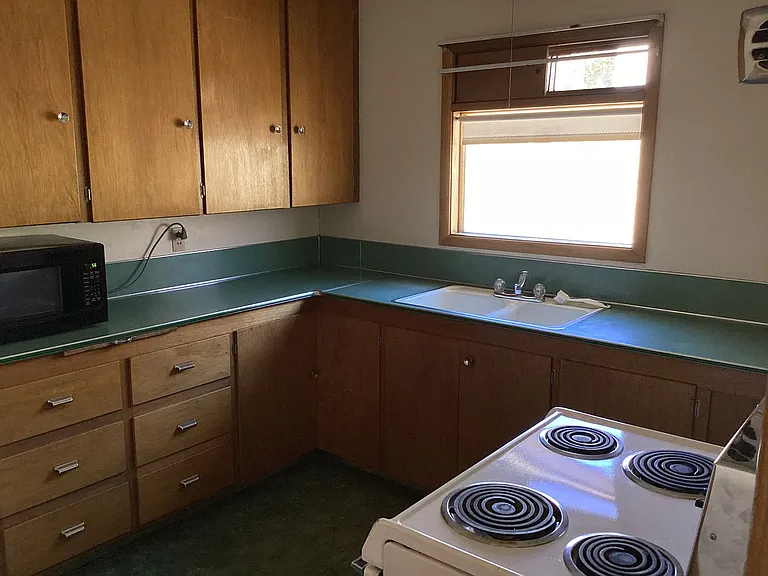 2237 Main St — Photo 11