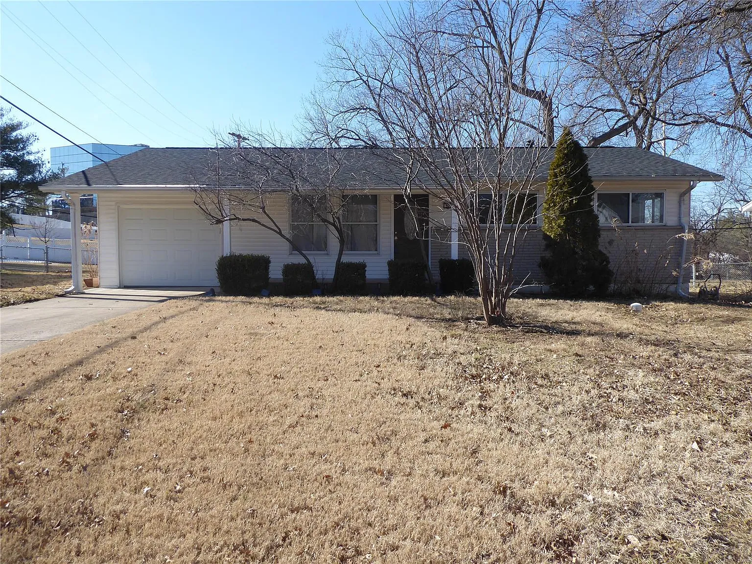 925 Tempo Dr photo 1