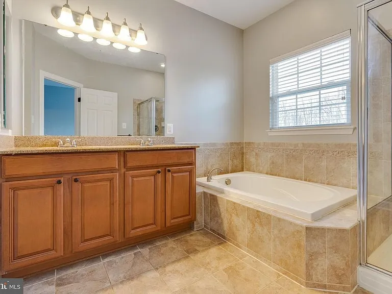 9684 Atterbury Ln — Photo 28