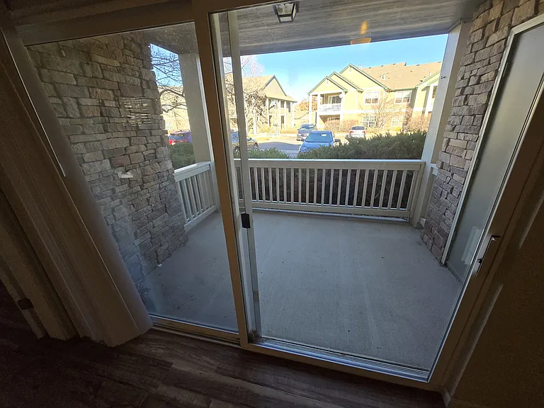 5225 White Willow Dr #M100 — Photo 12