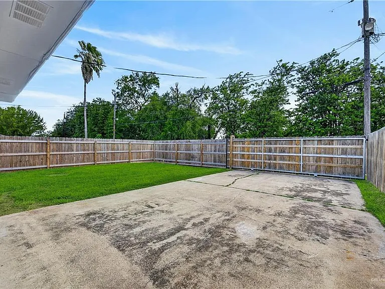 606 Silva Dr — Photo 19
