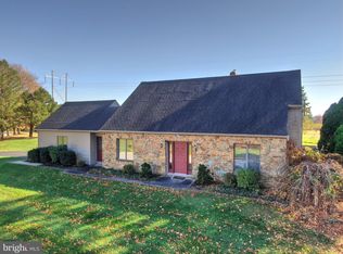 200 McKinley Dr, York, PA 17403