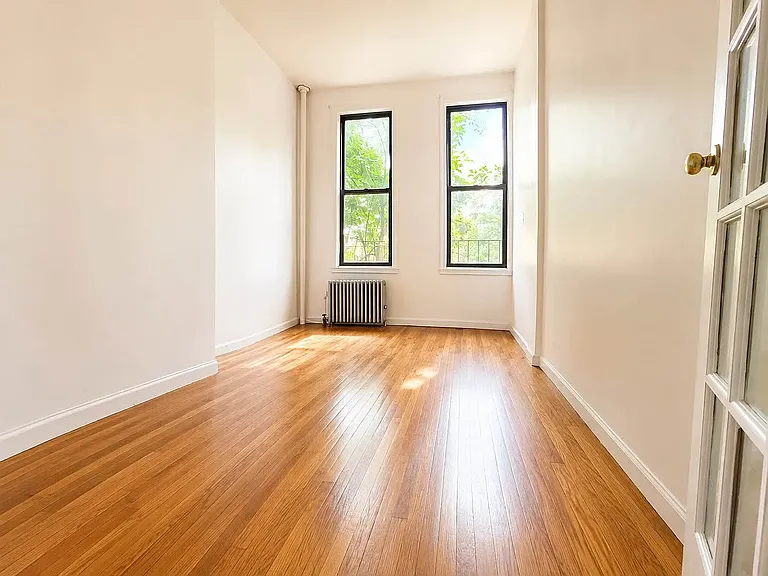 61 Ten Eyck St #2L — Photo 3
