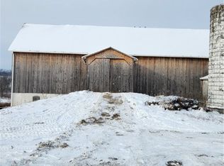 125 Runkle Ln, Mercer, PA 16137