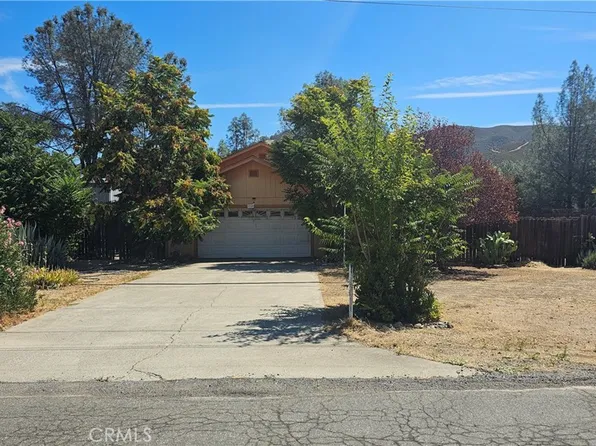 2240 Spring Valley Rd, Clearlake Oaks, CA 95423