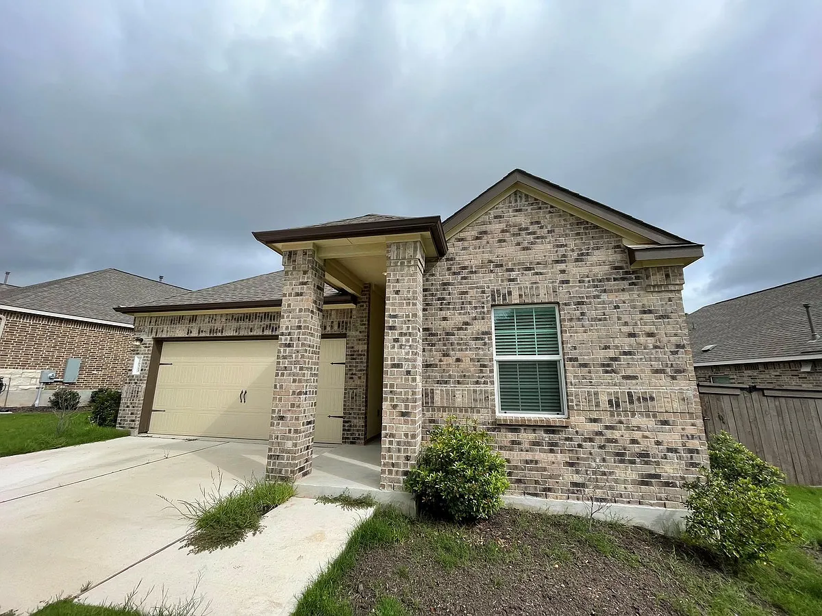 Building Photo - 1625 Woolsey Way