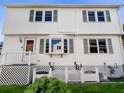 3 Stone Ct, Gloucester, MA, 01930