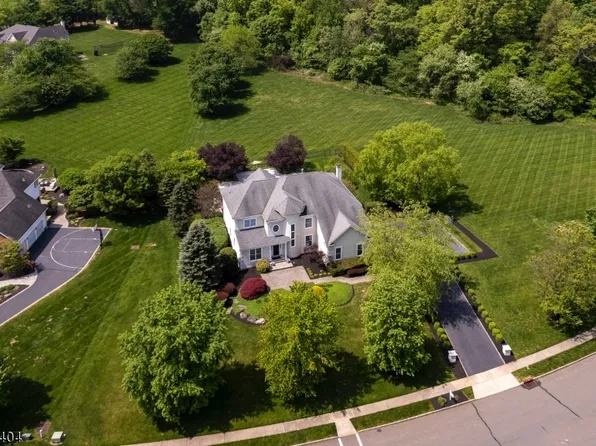58 Concord Ln, Montgomery Twp., NJ 08558