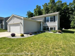 468 Blue Spruce Ln, Mason, MI 48854