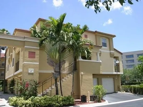 741 N Pine Island Rd APT 214, Fort Lauderdale, FL 33324