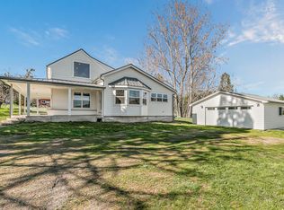 593 Crowson Rd, Ashland, OR 97520
