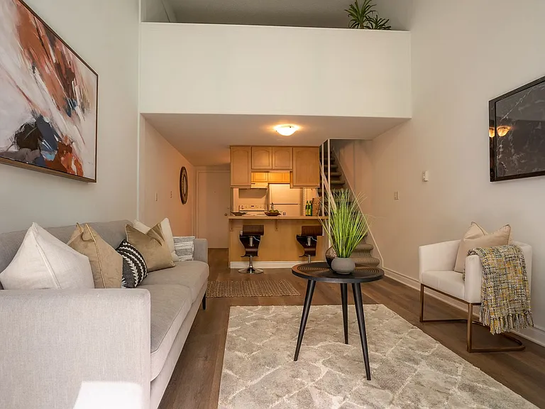 1000 Union St #110 — Photo 17