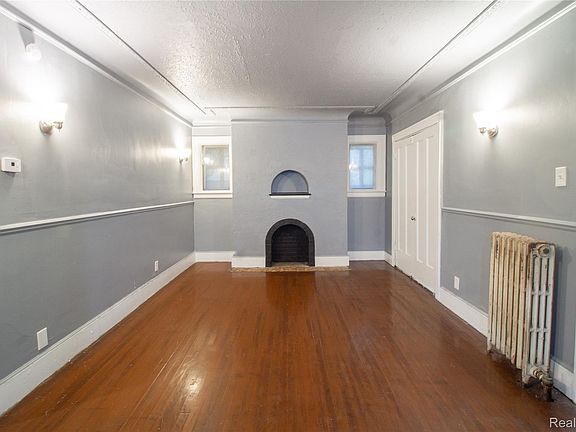 3rd image of 11422 Stockwell St
