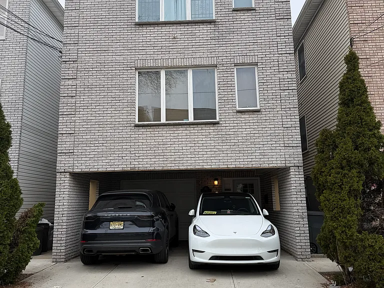 253 Terrace Ave #1 — Photo 14