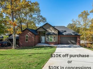 26 Duvall Ln, Bella Vista, AR 72715