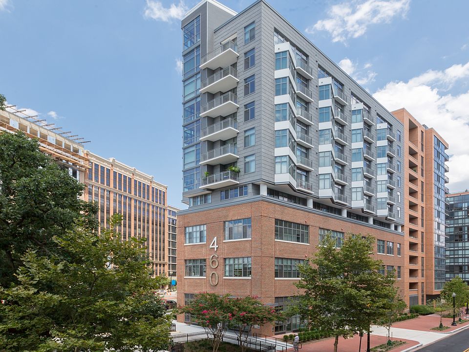 460NYA - in the heart of Mount Vernon Triangle