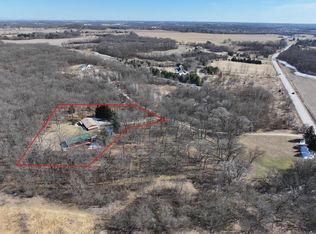 5355 Northwest Hwy, Waterford, WI