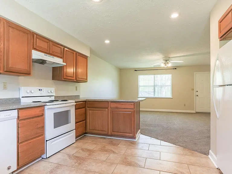 5571 Tallant Rd #B — Photo 6
