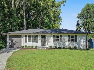 832 Derbyshire Ct, Norcross, GA 30071