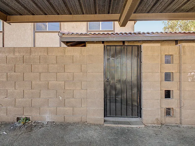 1812 W Village Way — Photo 29