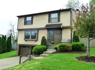 1053 Evergreen Dr, Pittsburgh, PA