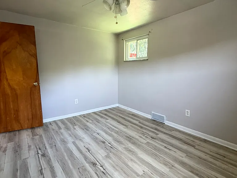 173 Connie Dr — Photo 19